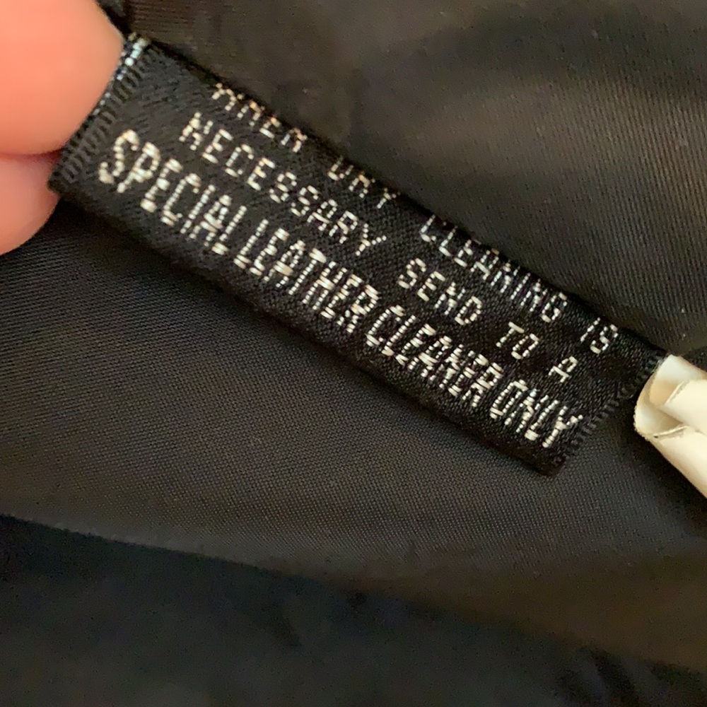 BLACK LEATHER JACKET - Picture 7 of 7